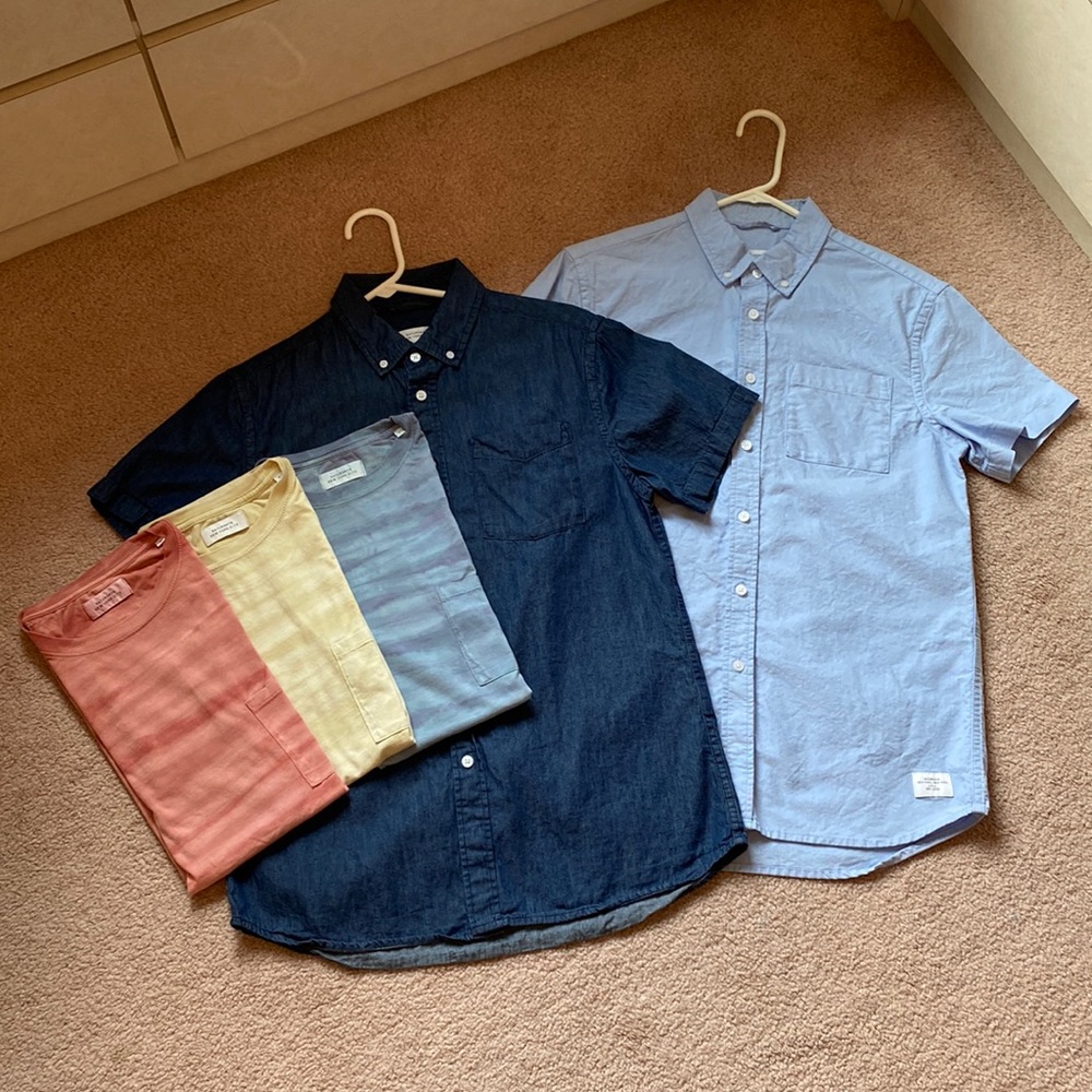 SATURDAYS NYC Size Small Bundle (3 T-Shirts & 2 Button Down Short Sleeve Shirts)